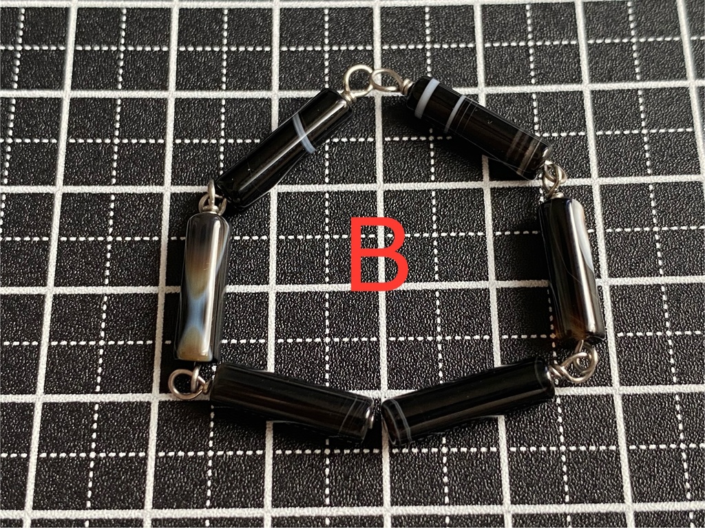 チューブアゲート三連ピアスチャーム