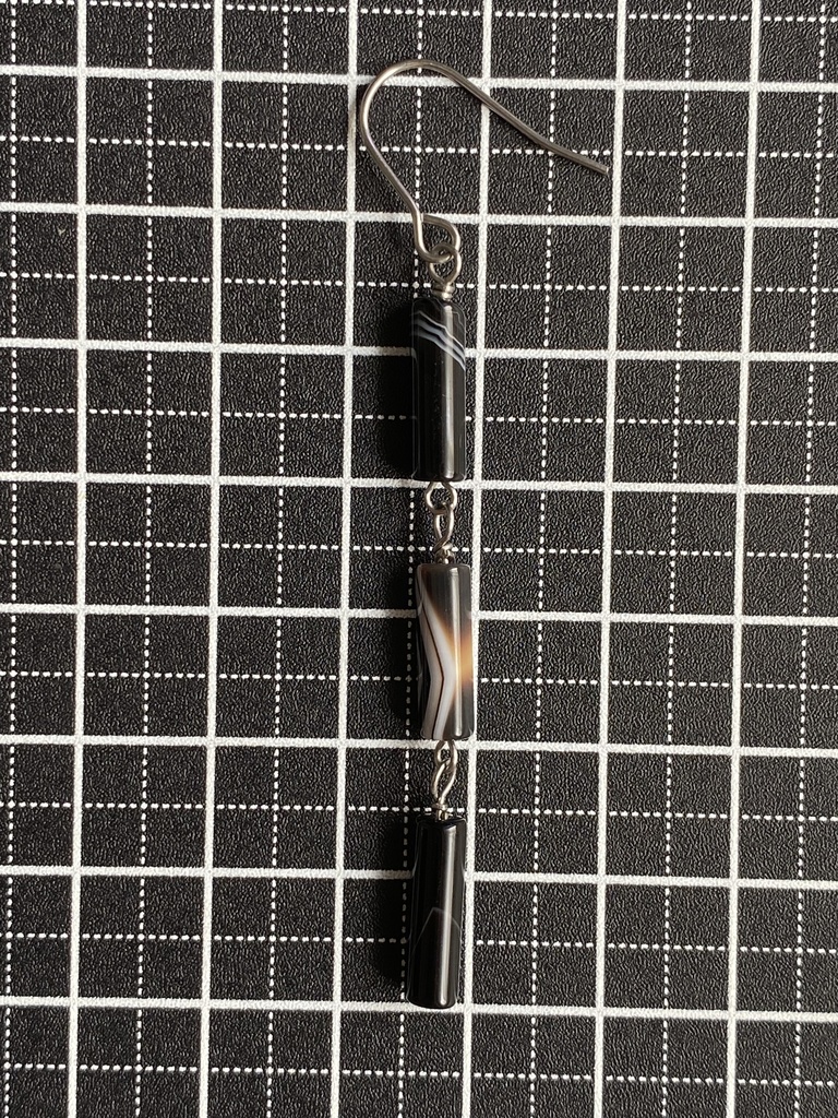 チューブアゲート三連ピアスチャーム