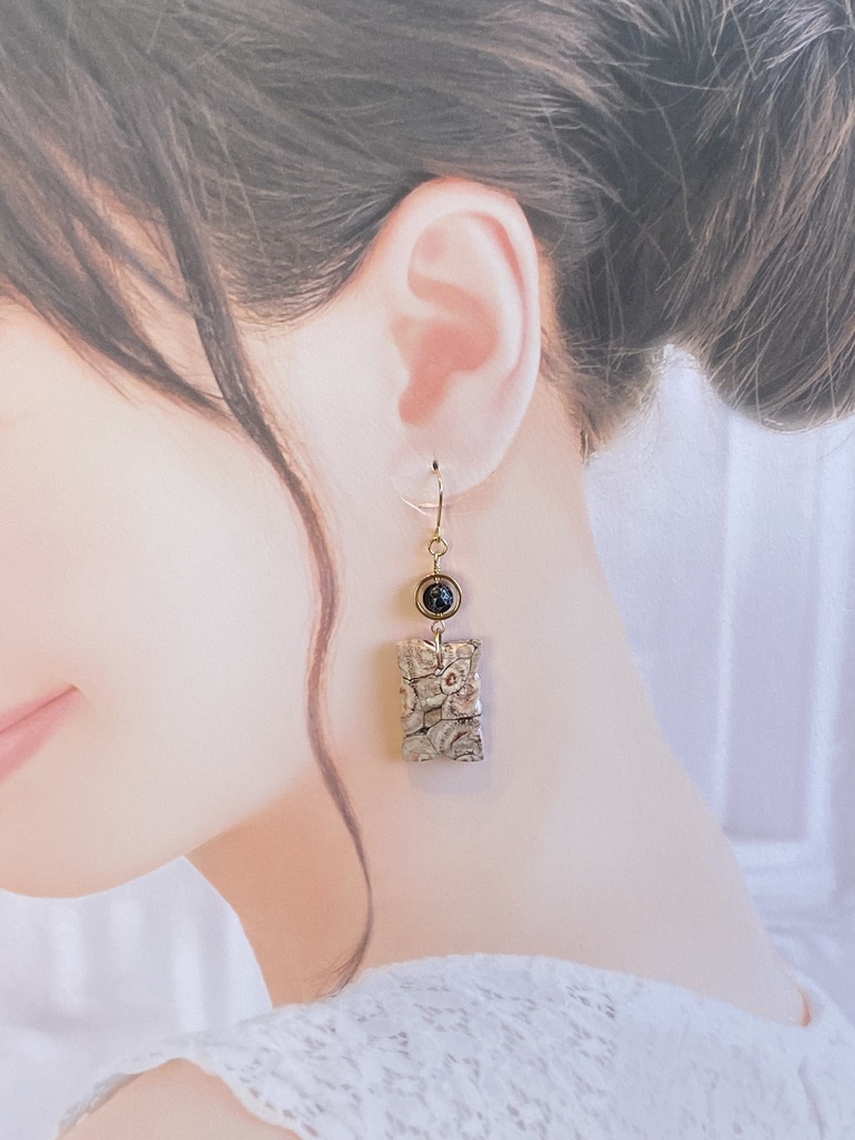 バーズアイジャスパーのピアス