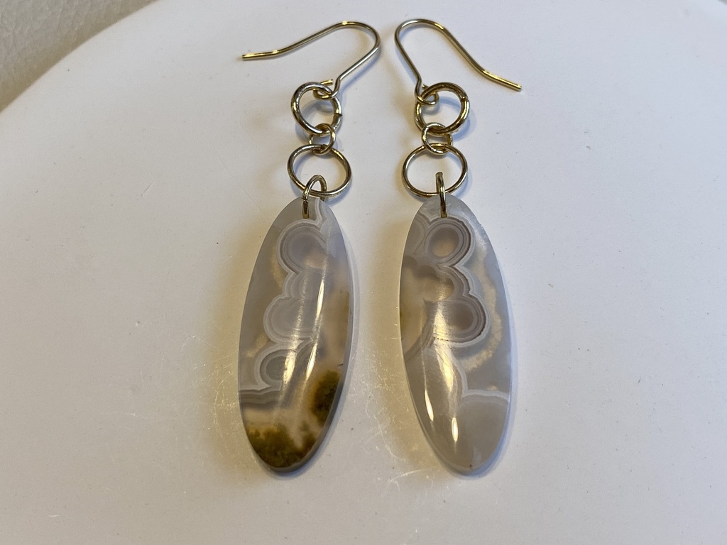 オービキュラーアゲートのピアス