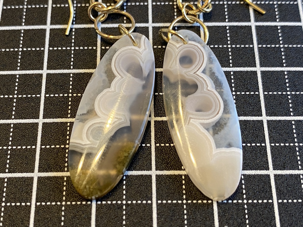 オービキュラーアゲートのピアス