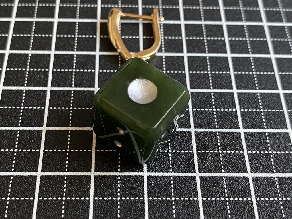 高杉晋作イメージ「翡翠の賽」ピアス(※片耳)