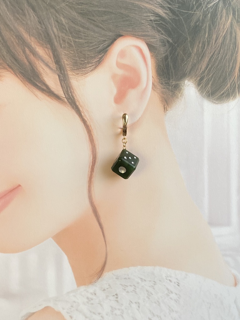 高杉晋作イメージ「翡翠の賽」ピアス(※片耳)