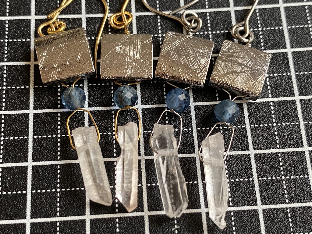 ひろし(Meteor)イメージ「英雄、冒険者、あるヒューラン」ピアス