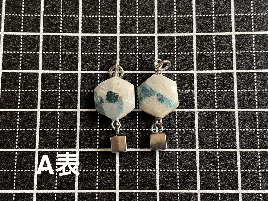 雪と晴れ間のピアス
