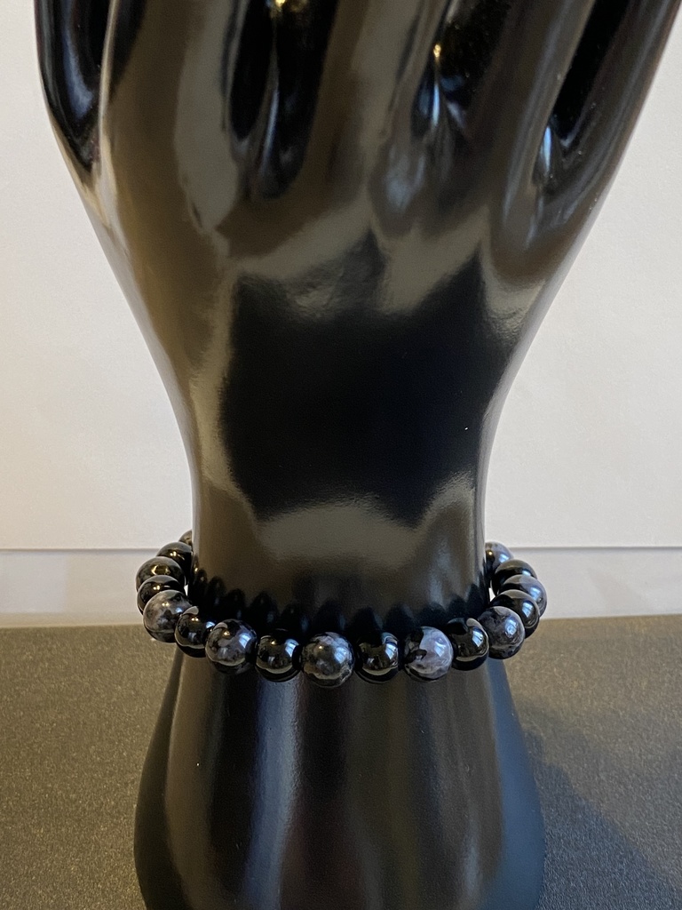 ブラック×グレーのブレスレット