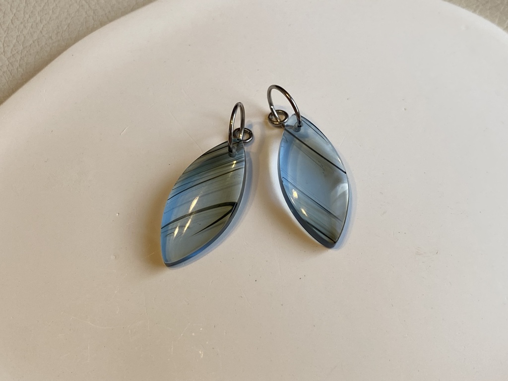 ブルーオブシディアンのチャーム