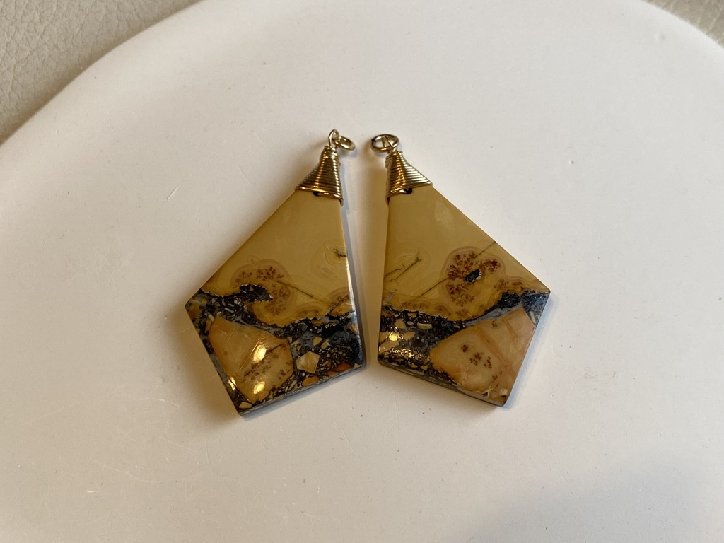 マリガノジャスパーのチャーム