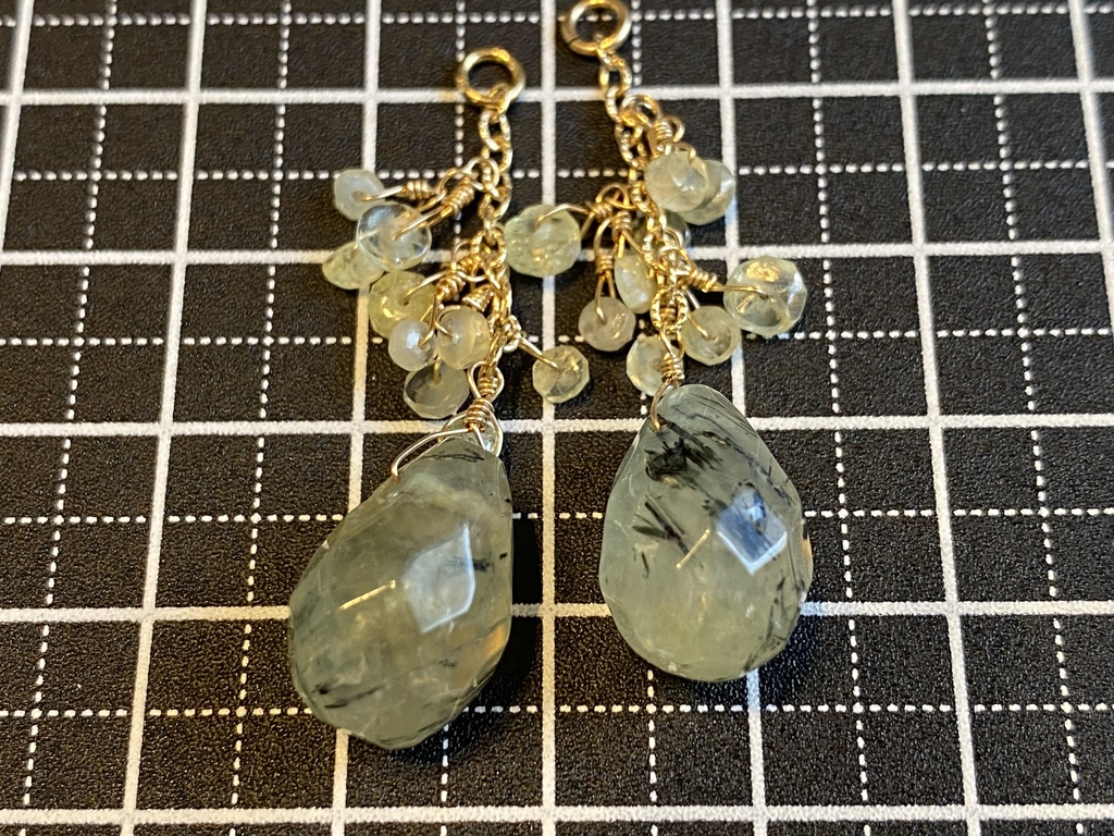 マスカットカラーのチャーム