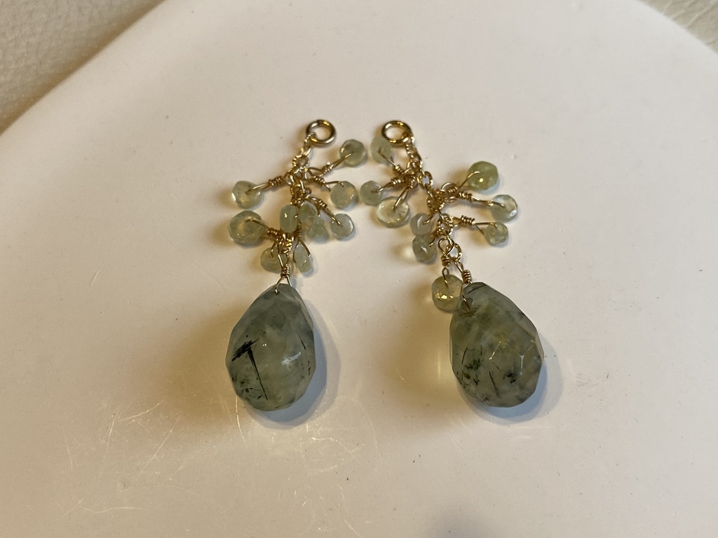 マスカットカラーのチャーム