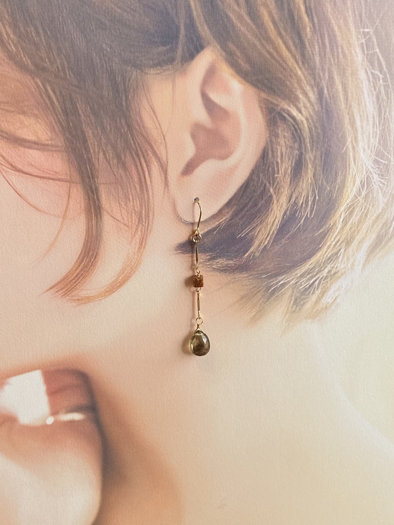 バイカラーレモンクォーツのロングチャーム