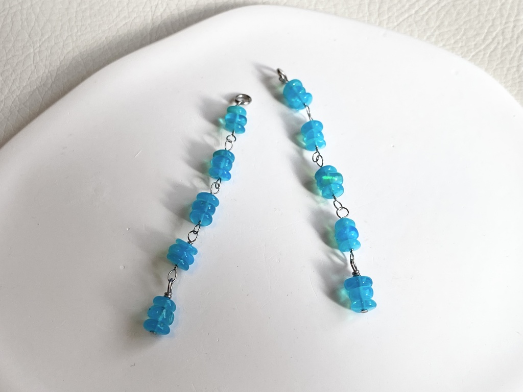 エチオピアンプレシャスオパールのチャーム・ブルー