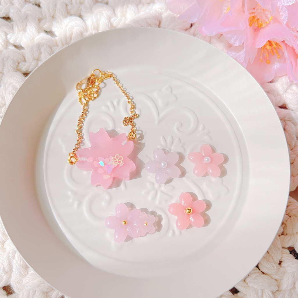 桜ポシェットと髪飾り🌸