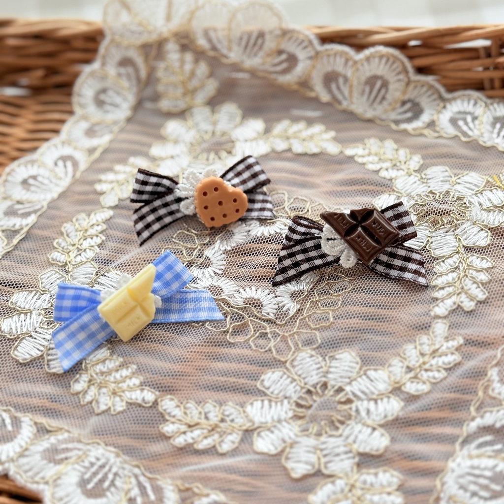 𝕊𝕨𝕖𝕖𝕥𝕤 𝕣𝕚𝕓𝕓𝕠𝕟 🍫🧁🎀