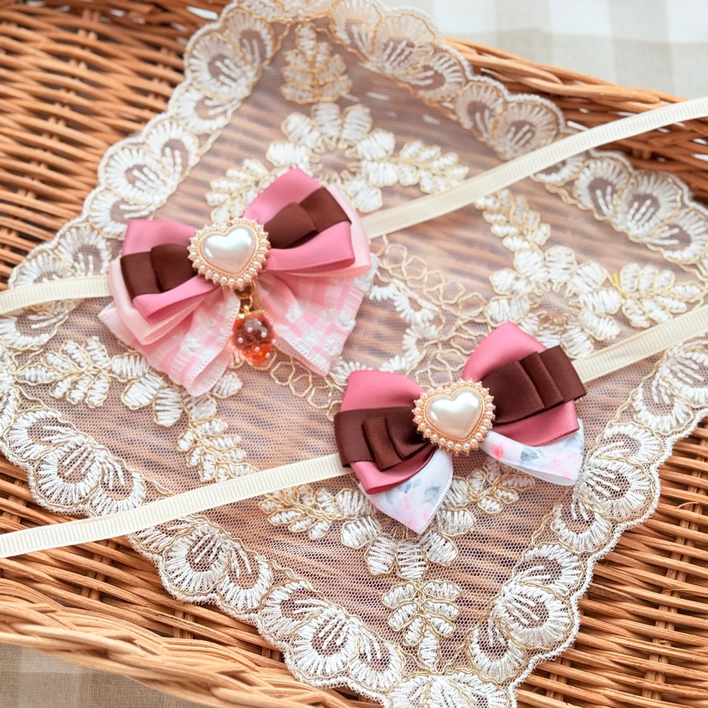 𝕤𝕥𝕣𝕒𝕨𝕓𝕖𝕣𝕣𝕪 or 𝒇𝒍𝒐𝒘𝒆𝒓 .⋆𝜗𝜚