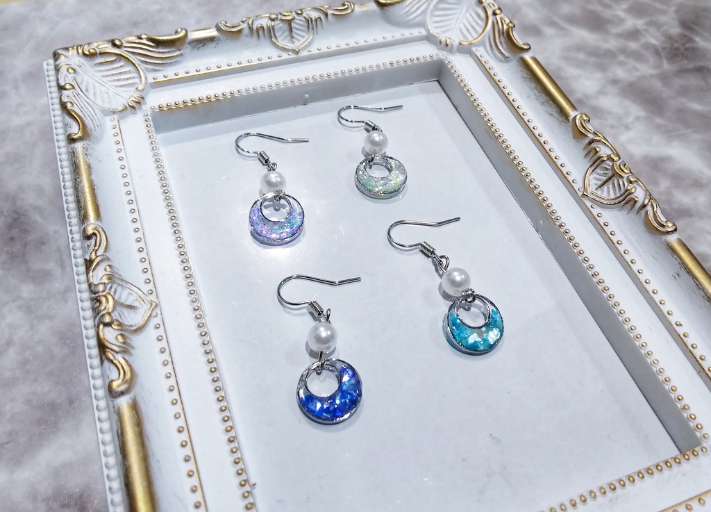寒色系フープピアス