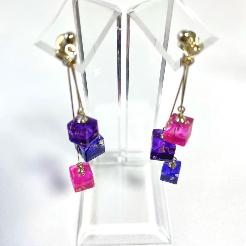 CUBE ~Gals~ (ピアス・イヤリング)