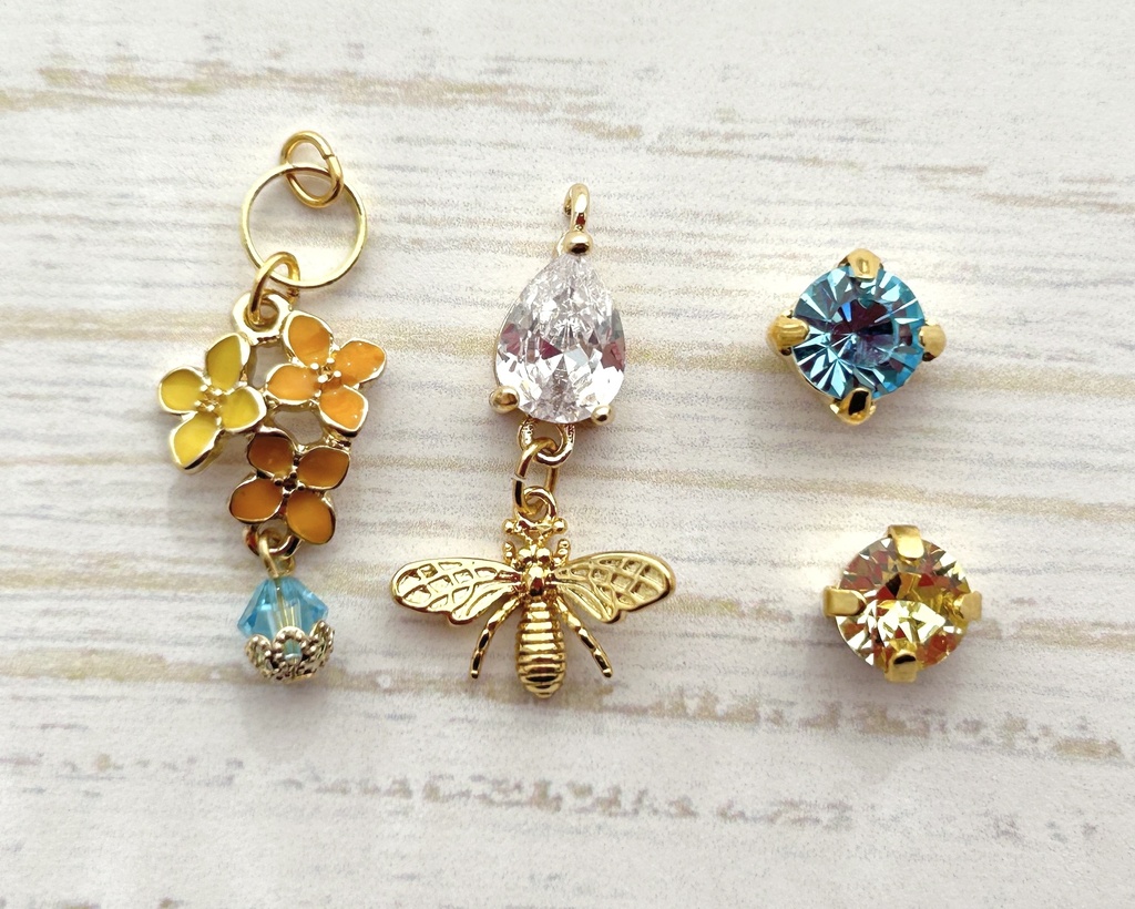【🌈🕒】🐝🤣イヤリング/ピアス
