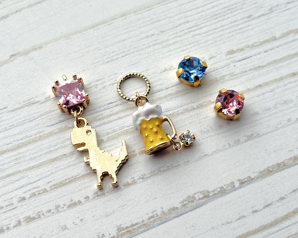 【🌈🕒】🍱🦖イヤリング/ピアス