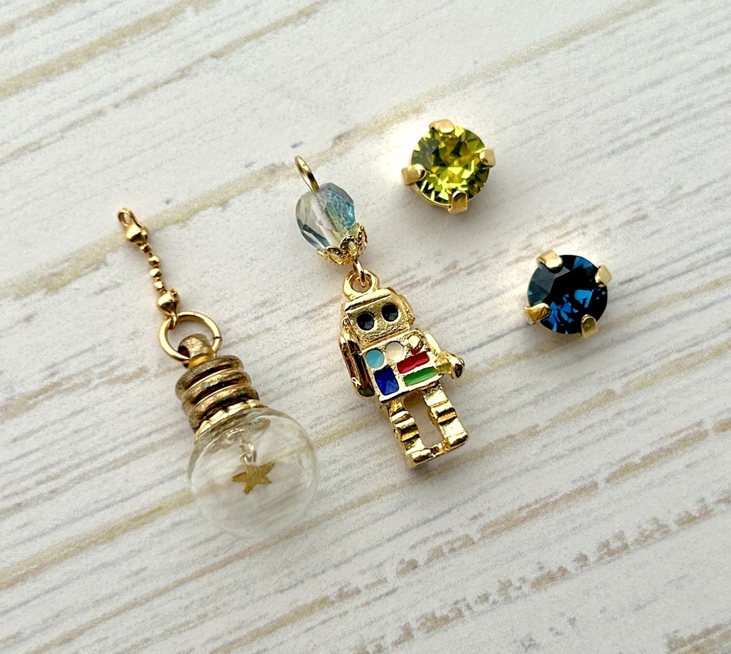 【🌈🕒】💡イヤリング/ピアス【販売終了】
