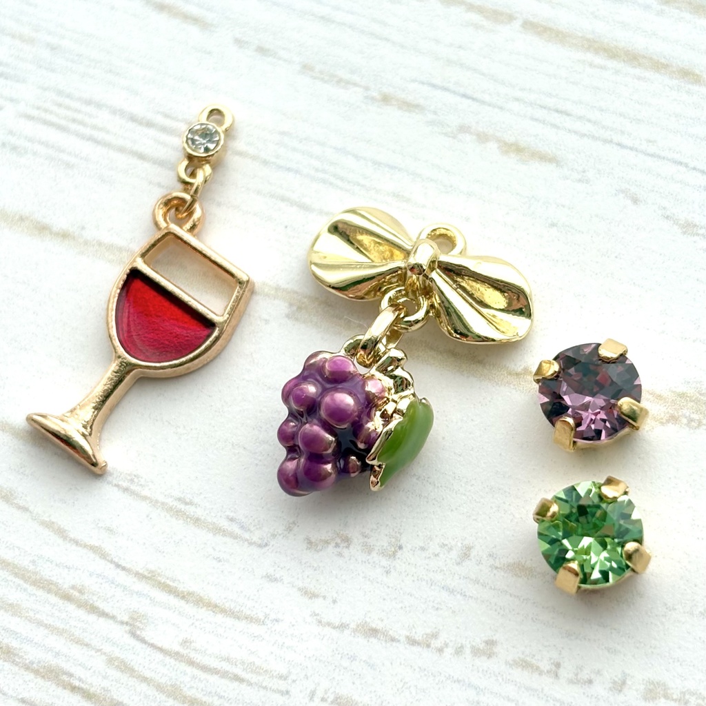 【🌈🕒】🍇イヤリング/ピアス