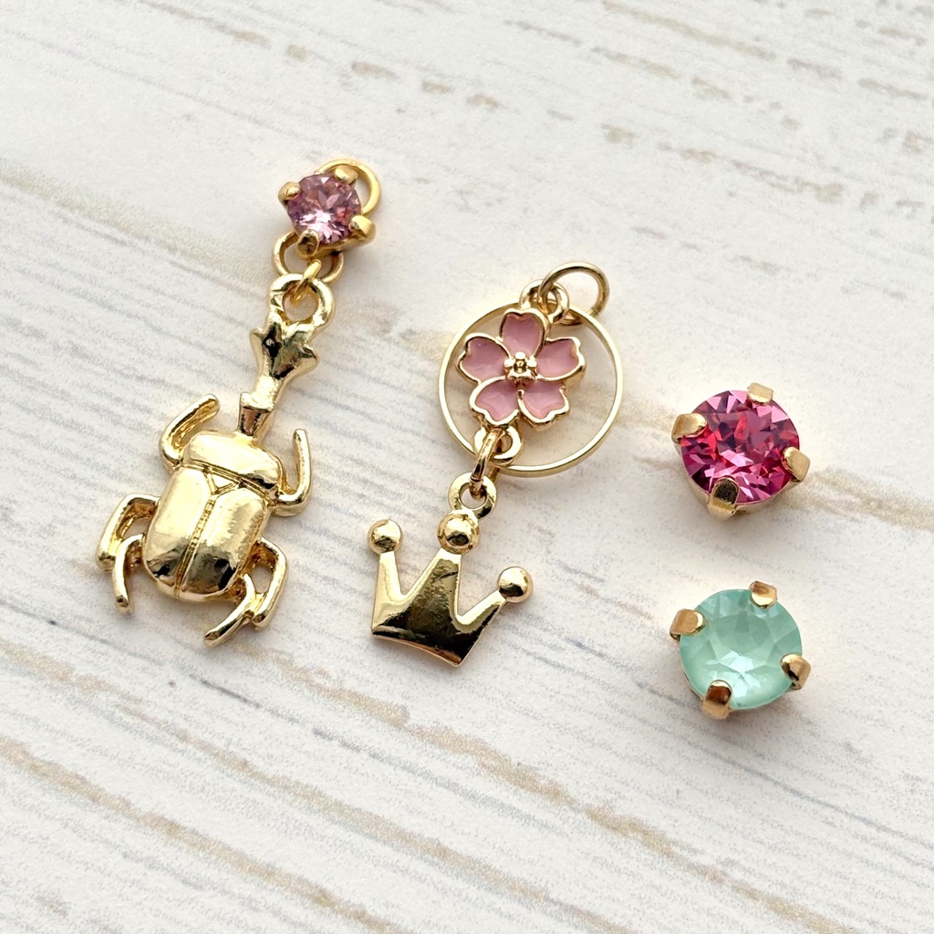 【🌈🕒】👑🌸イヤリング/ピアス