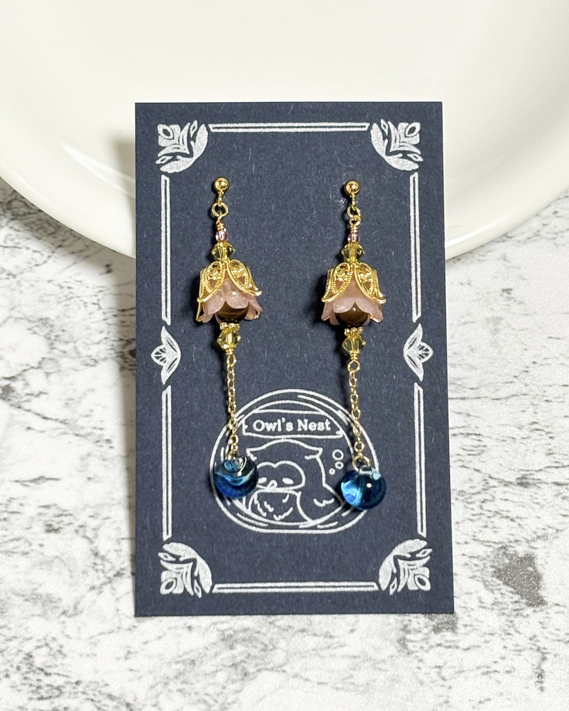 【イヤリング・ピアス】ジータ【お花のランタン】