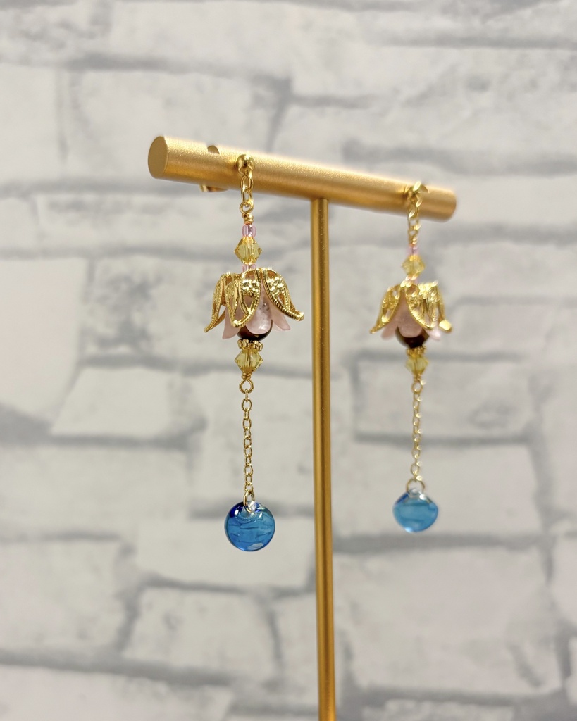【イヤリング・ピアス】ジータ【お花のランタン】