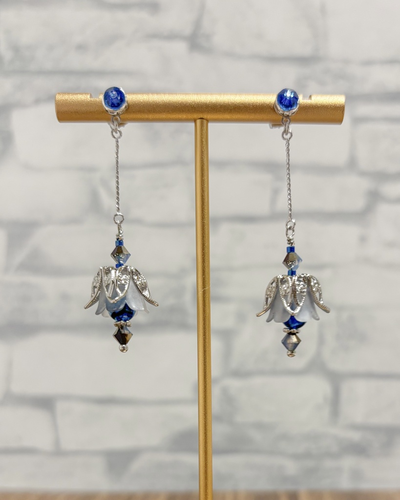 【イヤリング・ピアス】ルシファー【お花のランタン】