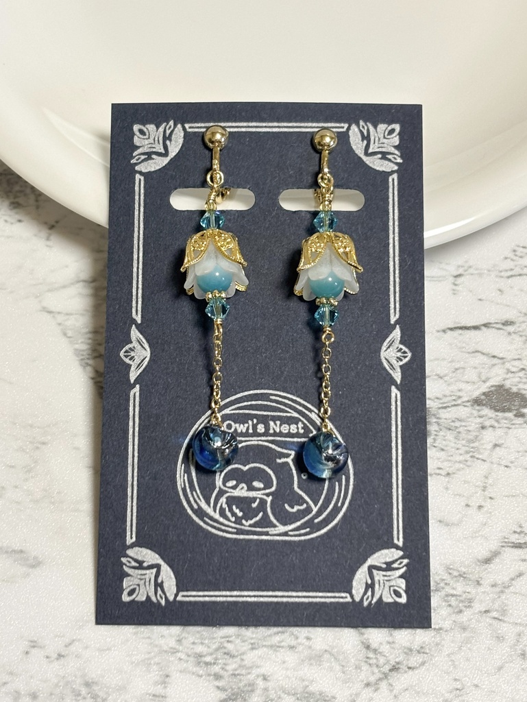 【イヤリング・ピアス】ルリア【お花のランタン】