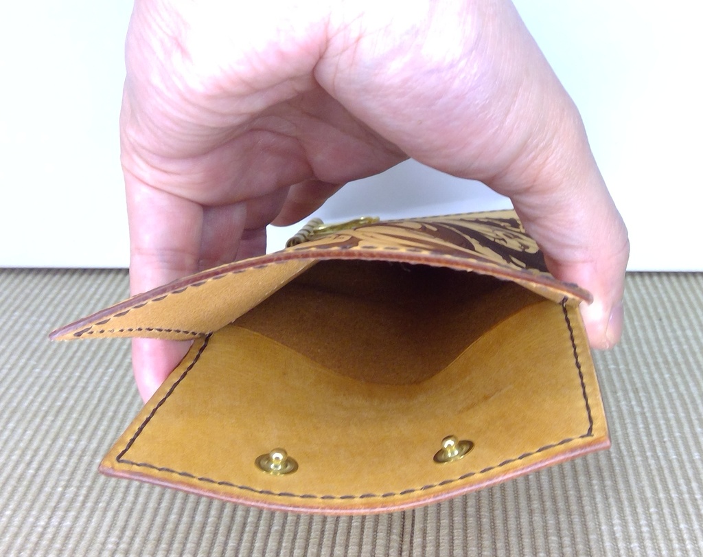 手作り! 邪神ちゃんレザーキーケース ミニサイズ・茶