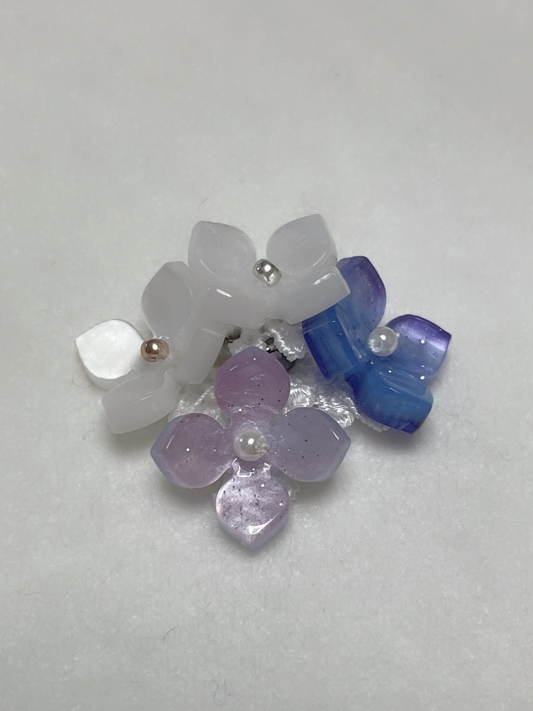 お花の髪飾り B