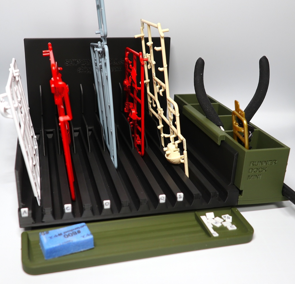 RUNNER DOCK MINI（Military color） ｜ランナー整理＆作業効率化ツール（連結対応）