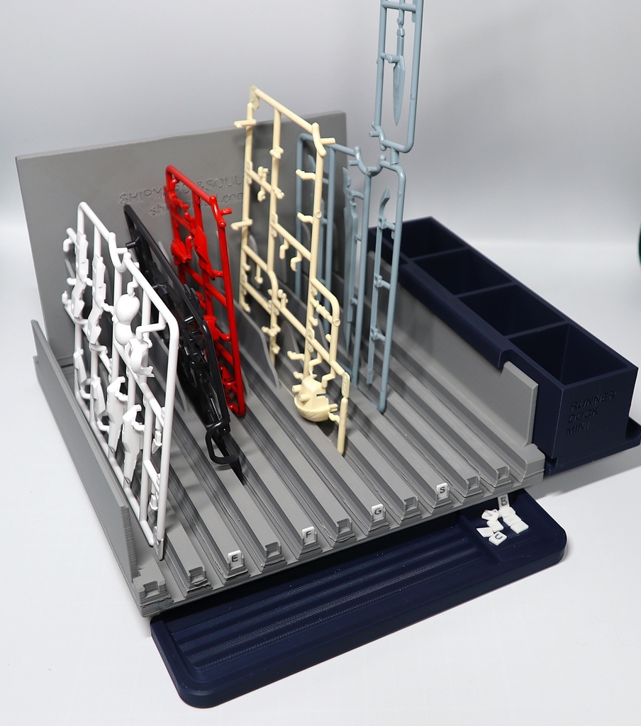 RUNNER DOCK MINI（Navy color）｜ランナー整理＆作業効率化ツール（連結対応）