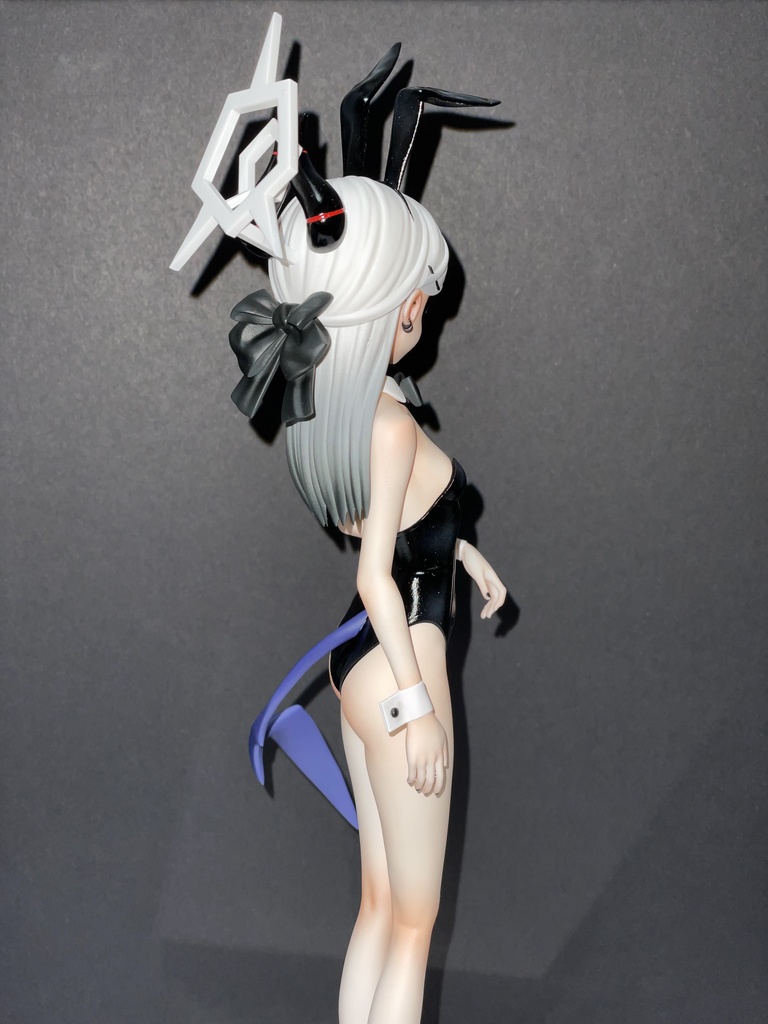 カヨコ・ドレスのバニー