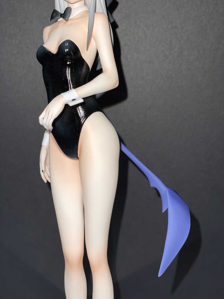 カヨコ・ドレスのバニー