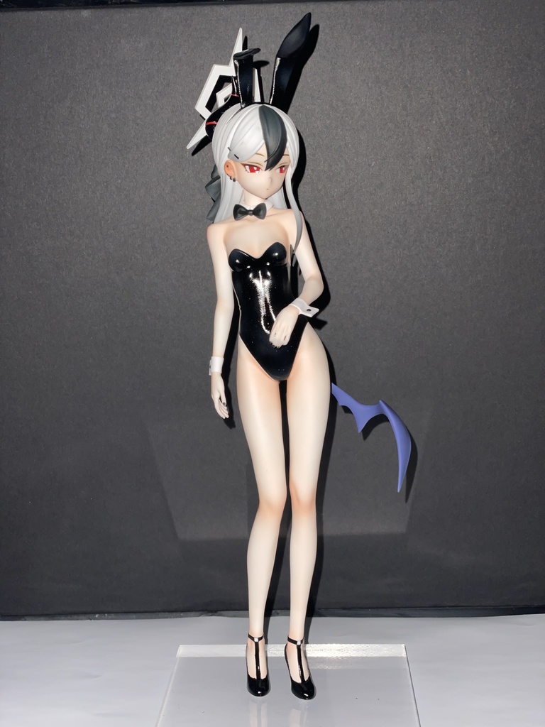 カヨコ・ドレスのバニー