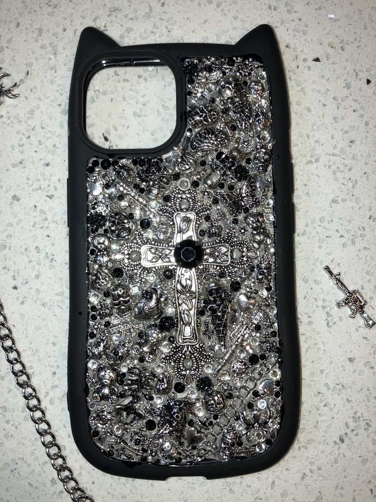 ダーク系シルバー骸骨ケース