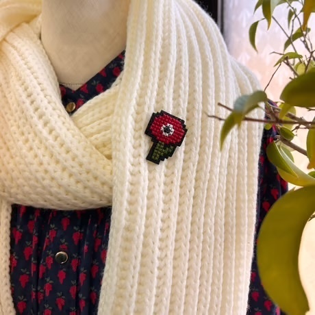 パレスチナ支援寄付付き クロスステッチピンブローチ