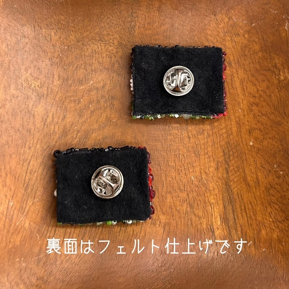 パレスチナ支援寄付付き ビーズ刺繍ブローチ