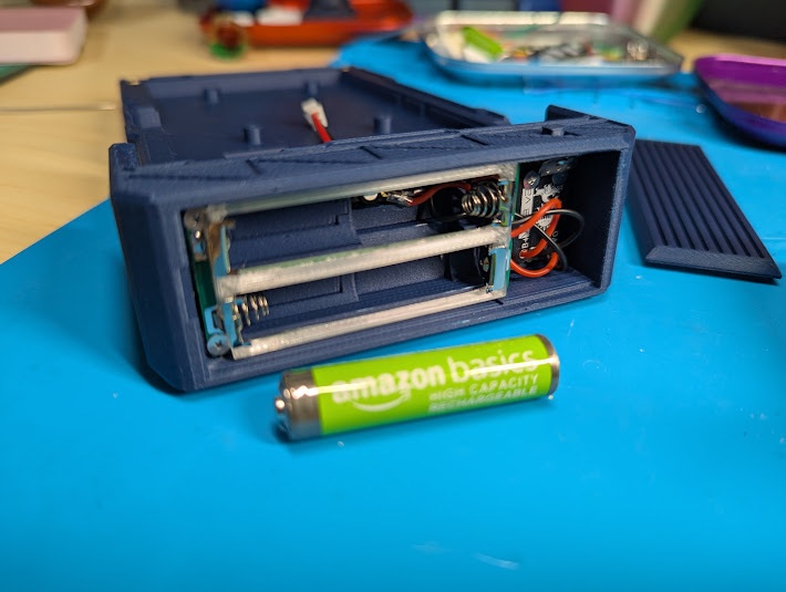 【MeKaBu】V.O.B.(外部乾電池モジュール)