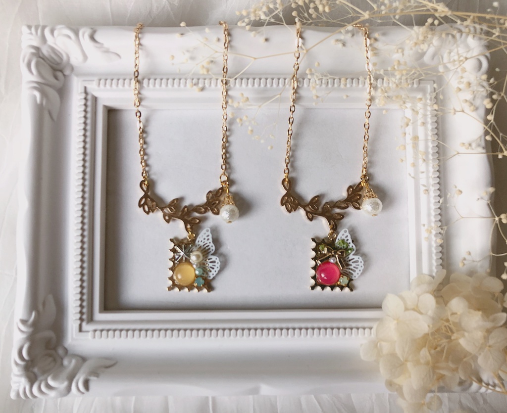 異国の便りペンダント