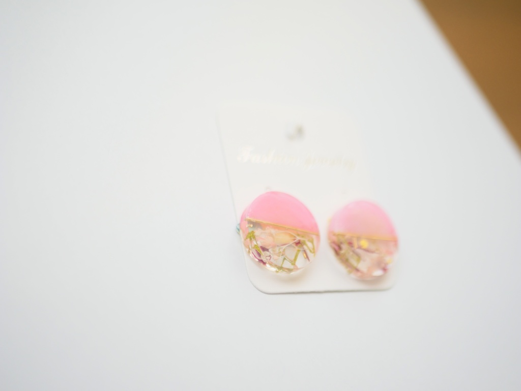 丸形ドライフラワーピアス/イヤリング