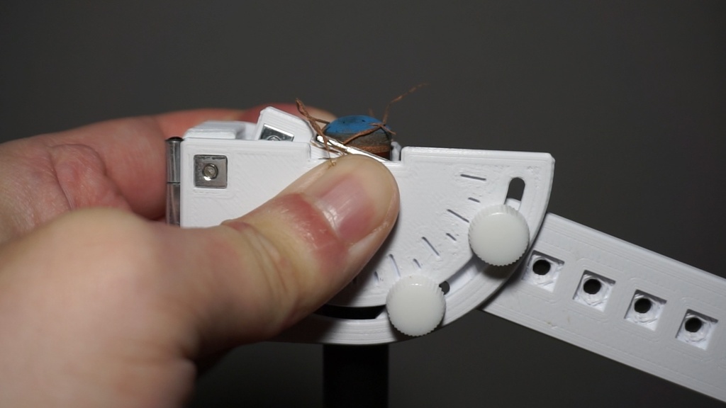 Tool to Trim the Side of a Billiard Cue Tip (Includes 5 Replacement Blades)