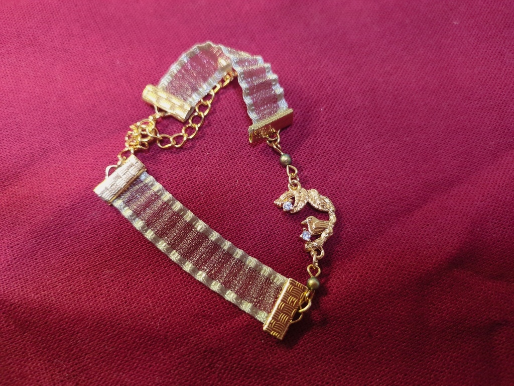 マスコットに巻き巻きブレスレット 花鳥風月