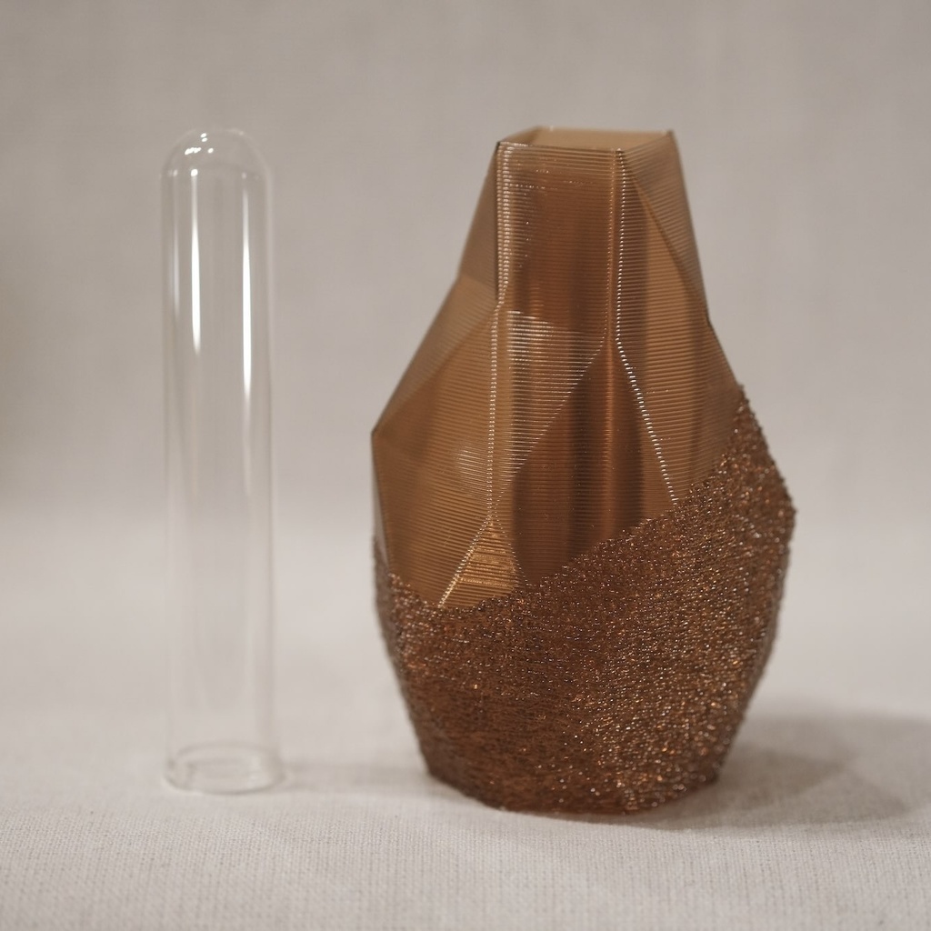 3D printed flower vase - facet type