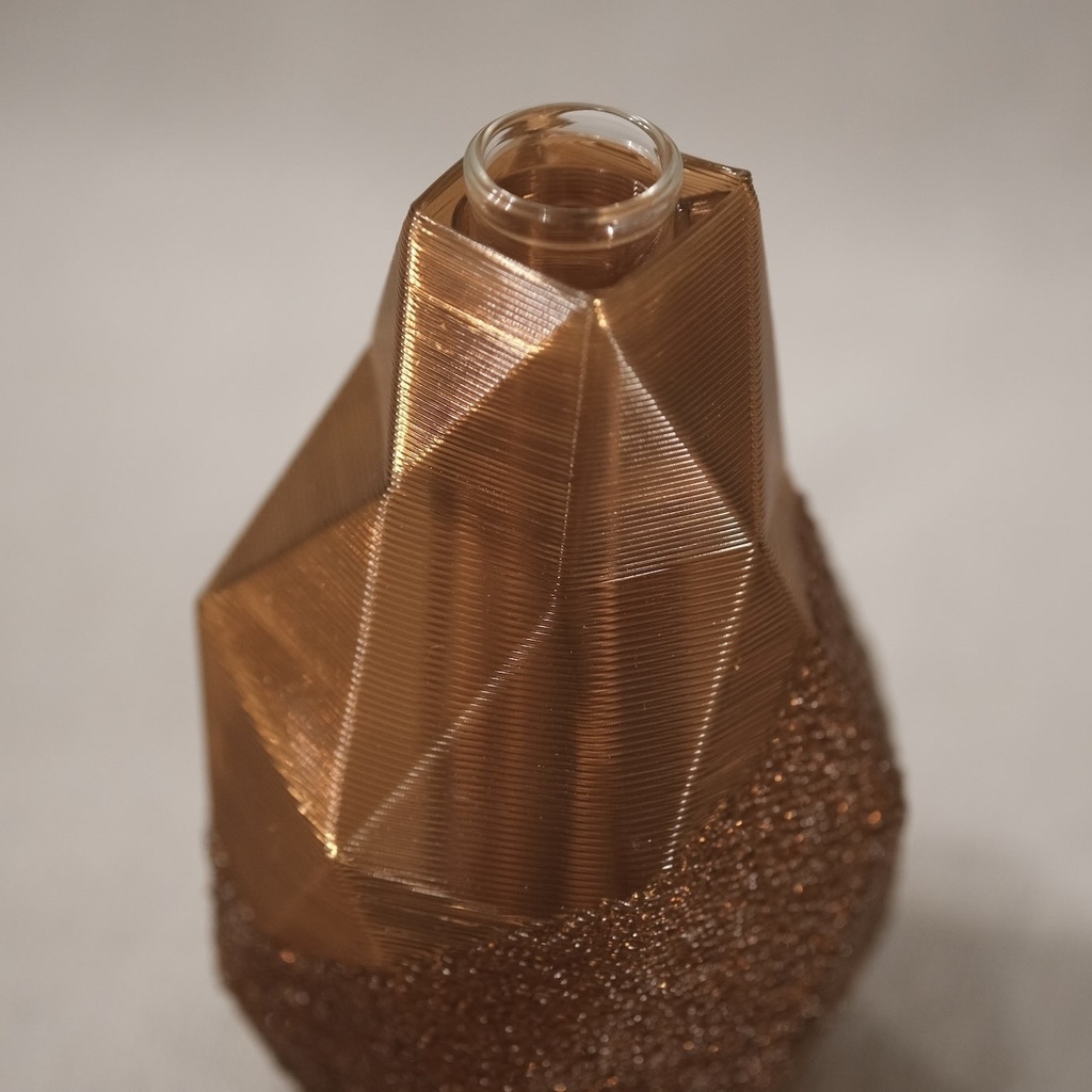 3D printed flower vase - facet type