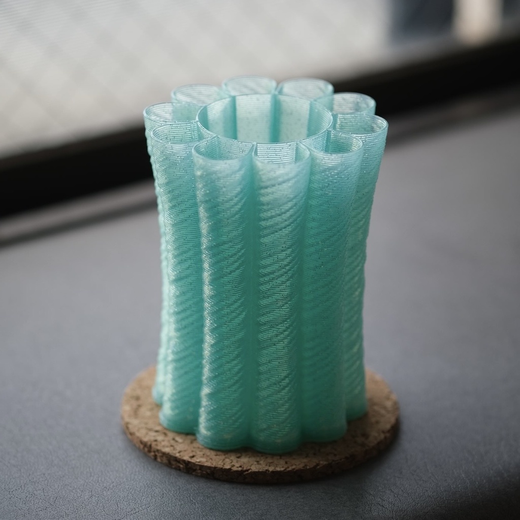 3D printed flower pen stand - type A