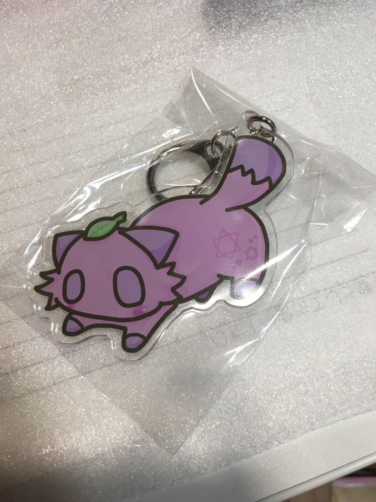 よこたぬきキーホルダー