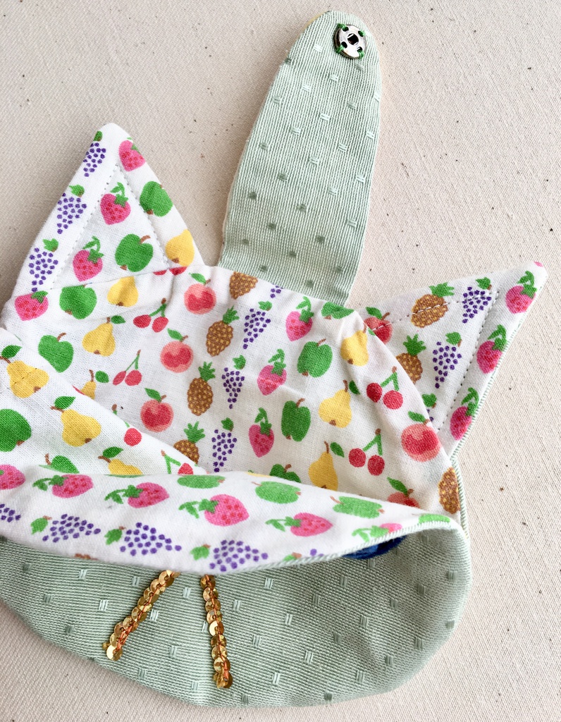 猫顔型ポーチ D